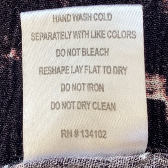 FREE TO FLY. Size Small Open Black Rayon Poncho w/Front blue/pink/purple design. - Picture 10 of 10